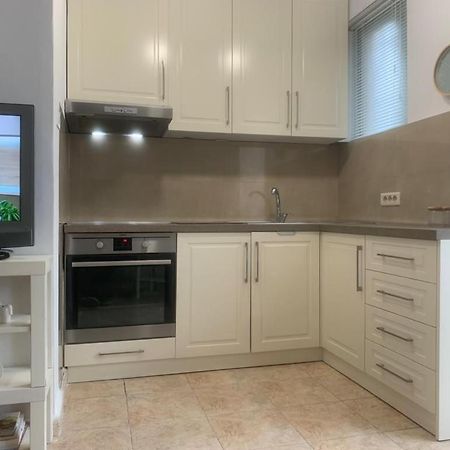 Alea2 Apartment Тирана Экстерьер фото